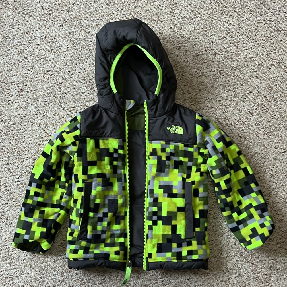 The North Face coat - Picture 2 of 3